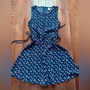 H&M Divided Women's Red & White Floral Print Sleeveless Skater Dress 33”L Size 4